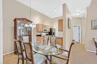 Photo #4: 2517070 Listing 