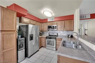 Photo #4: 2517071 Listing