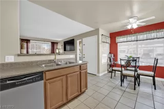 Photo #5: 2517071 Listing