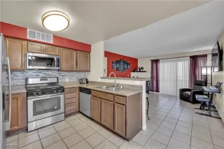 Photo #6: 2517071 Listing