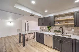 Photo #2: 2517074 Listing 