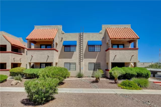 MLS: 2517080 Condo For Sale