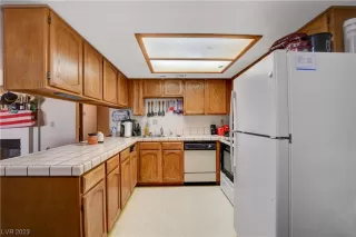 Photo #2: 2517080 Listing