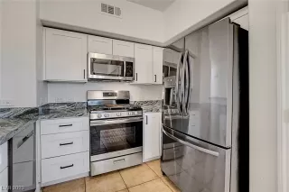 Photo #4: 2517116 Listing