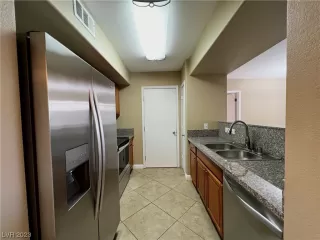 Photo #1: 2517124 Listing 