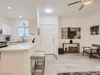 Photo #4: 2517136 Listing