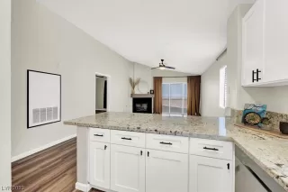 Photo #3: 2517140 Listing 