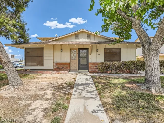 MLS: 2517174 Condo For Sale