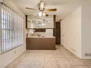 Photo #6: 2517174 Listing 