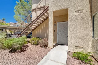 Photo #2: 2517192 Listing