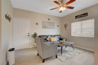 Photo #3: 2517192 Listing