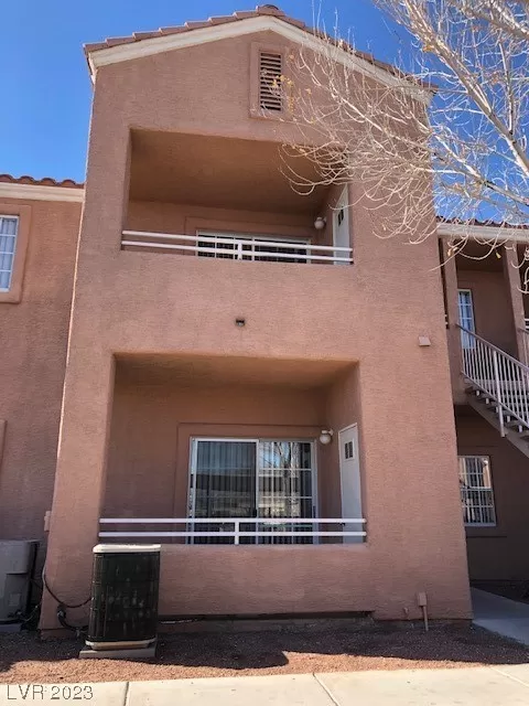 MLS: 2517200 Condo For Sale