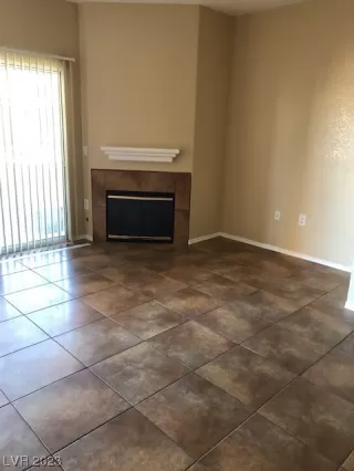 Photo #5: 2517200 Listing 