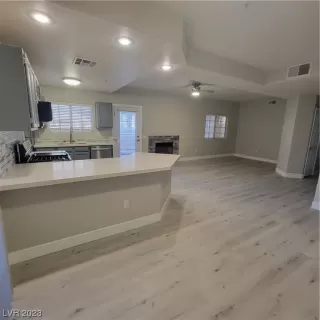 Photo #2: 2517212 Listing