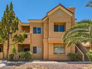 Photo #1: 2517237 Listing