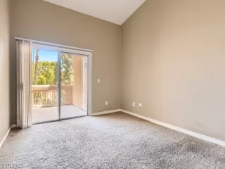 Photo #5: 2517237 Listing