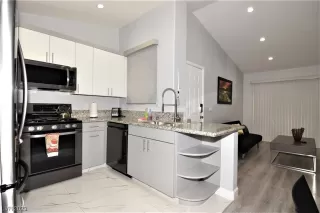 Photo #1: 2517268 Listing 