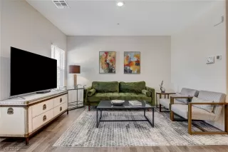 Photo #6: 2517319 Listing 