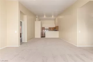 Photo #4: 2517336 Listing