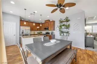 Photo #6: 2517350 Listing