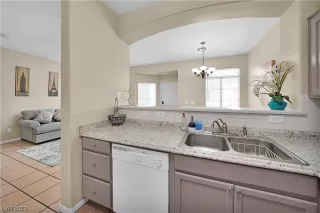 Photo #3: 2517408 Listing 