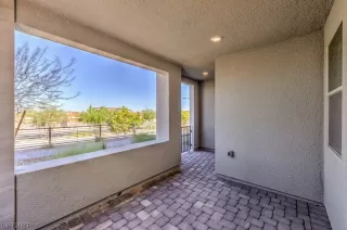 Photo #5: 2517412 Listing