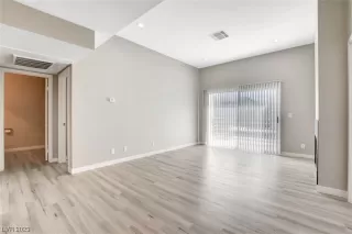 Photo #2: 2517431 Listing 