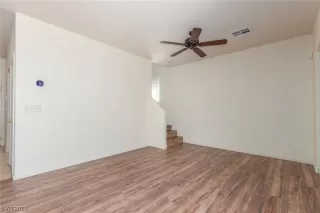 Photo #6: 2517459 Listing