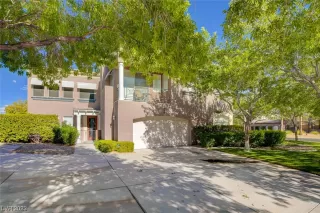 Photo #1: 2517461 Listing