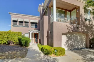 Photo #2: 2517461 Listing