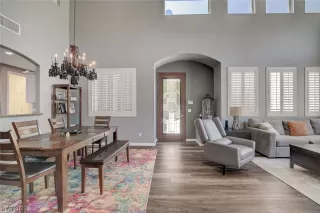 Photo #4: 2517461 Listing