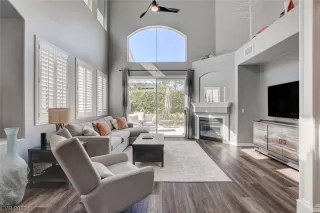 Photo #6: 2517461 Listing