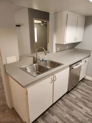 Photo #4: 2517476 Listing 