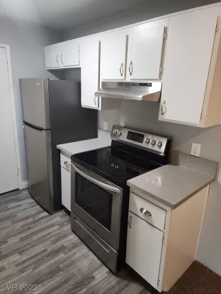 Photo #5: 2517476 Listing 