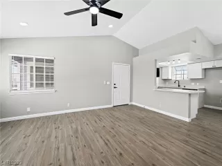 Photo #3: 2517501 Listing