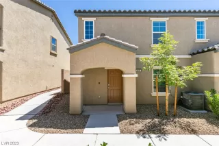 Photo #1: 2517504 Listing