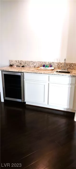 Photo #2: 2517506 Listing 