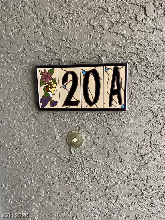 MLS: 2517526 Condo For Sale