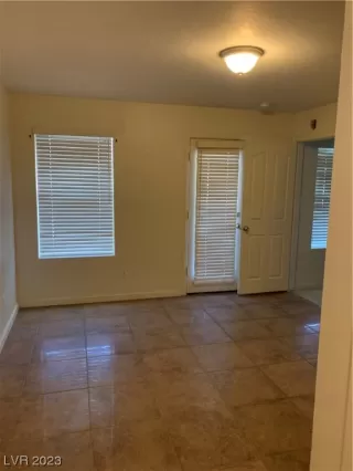 Photo #4: 2517526 Listing