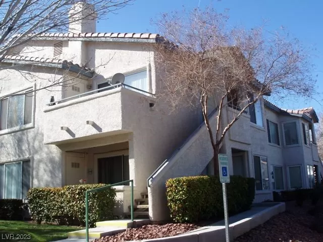 MLS: 2517534 Condo For Sale