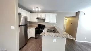 Photo #5: 2517537 Listing 
