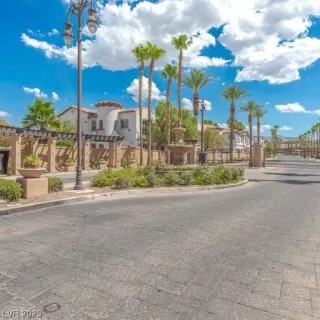 Photo #1: 2517554 Listing