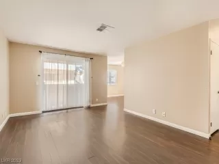 Photo #6: 2517583 Listing 