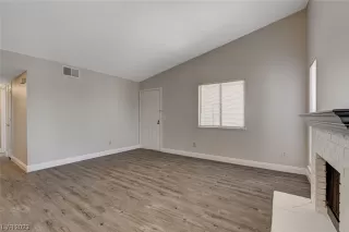 Photo #6: 2517691 Listing 