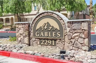 Photo #2: 2517716 Listing 