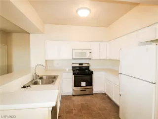 Photo #4: 2517717 Listing 