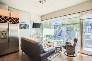 Photo #3: 2517795 Listing