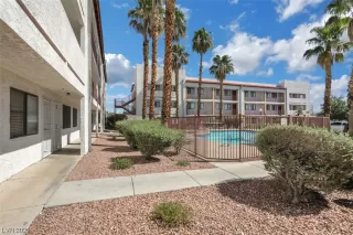 Photo #1: 2517935 Listing