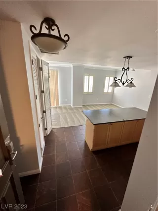 Photo #1: 2517940 Listing 