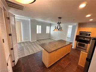 Photo #2: 2517940 Listing 